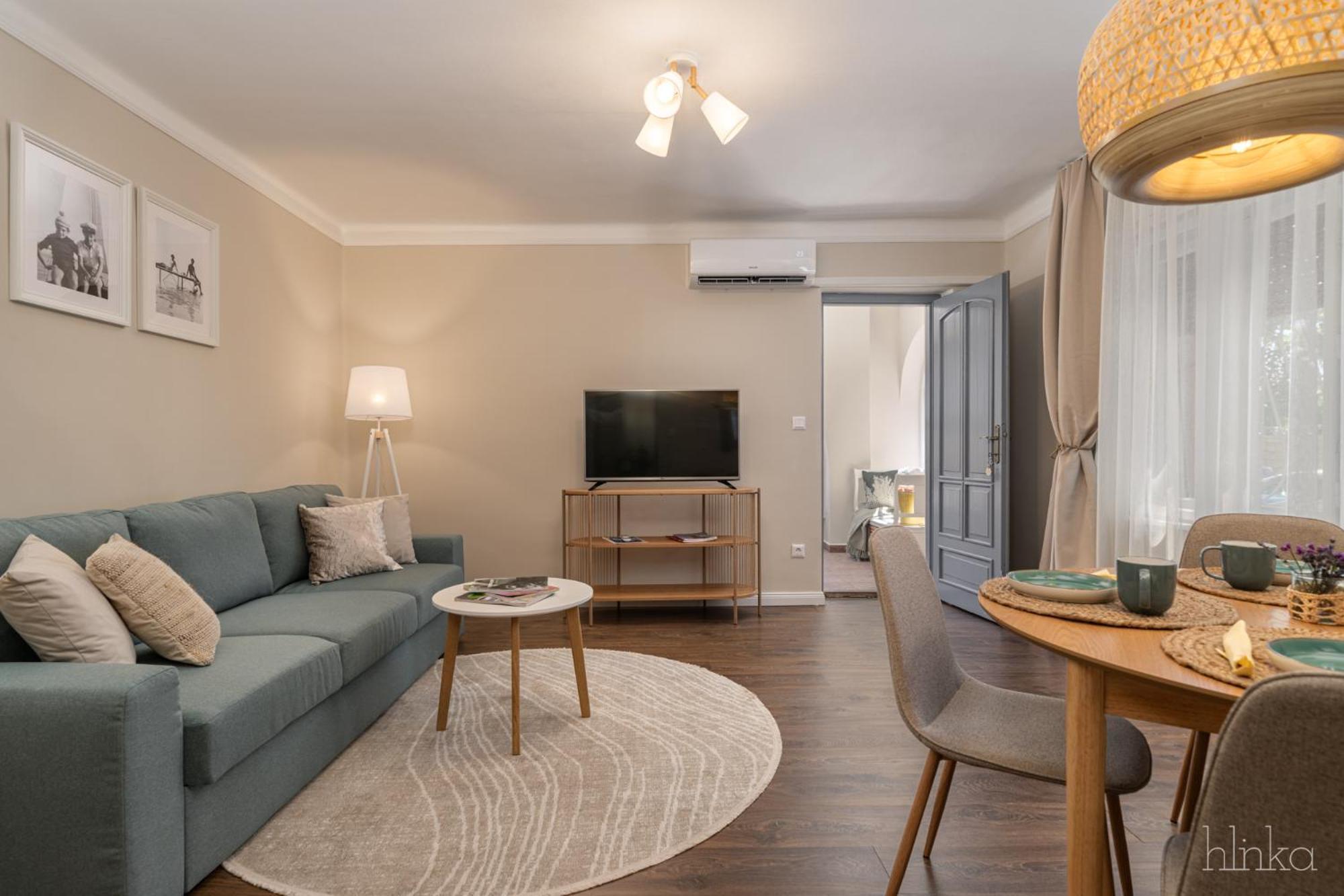 Delceg Rece Minihotel Balatonkenese Eksteriør billede